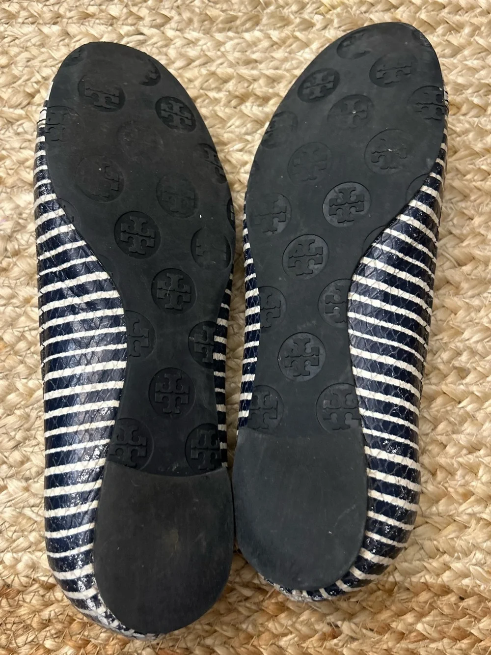 Tory Burch Reva Navy Blue White Striped Snake Skin Embossed Logo Ballet Flat 6.5
